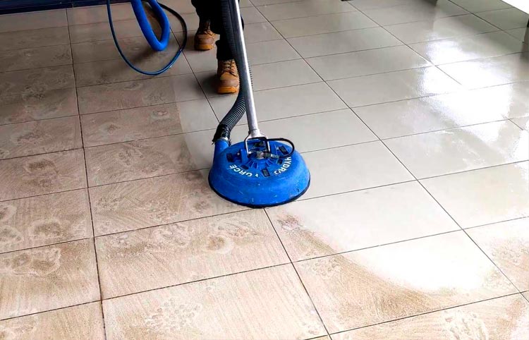 Remove stains and dirt from tile floors. Steam clean tiles anywhere on the Gold Coast and surrounding areas.